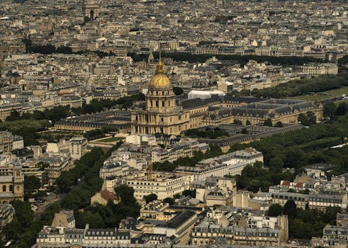 Patrick Roy making an iconic save