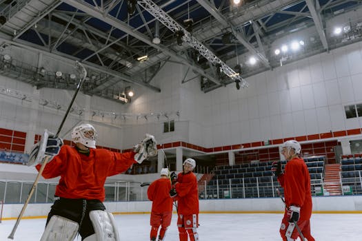 junior hockey players practicing